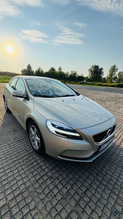 Volvo V40 Volvo v40 facelift