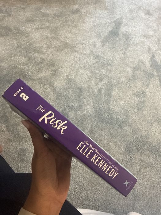 Livro “ The Risk” Elle Kennedy
