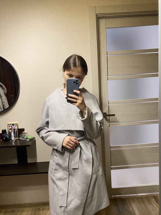 Сіре жіноче пальто кардиган на запах