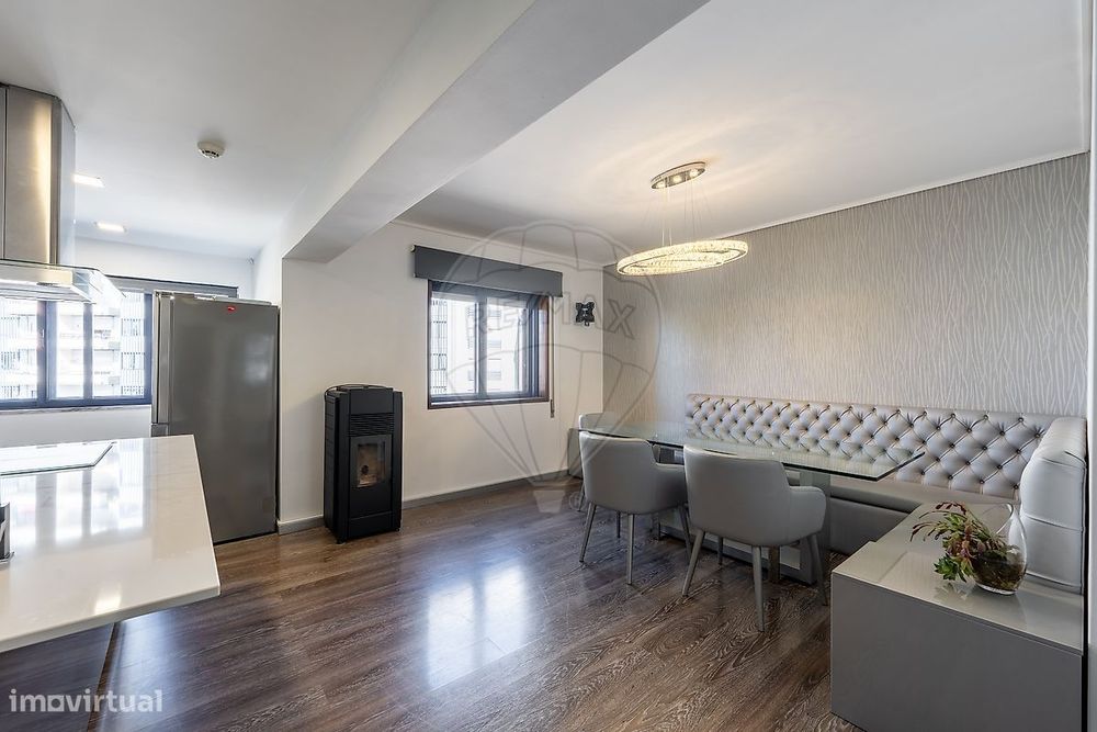 Apartamento T4 Duplex para venda em Esgueira