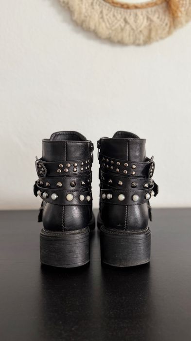 Botas pretas seaside