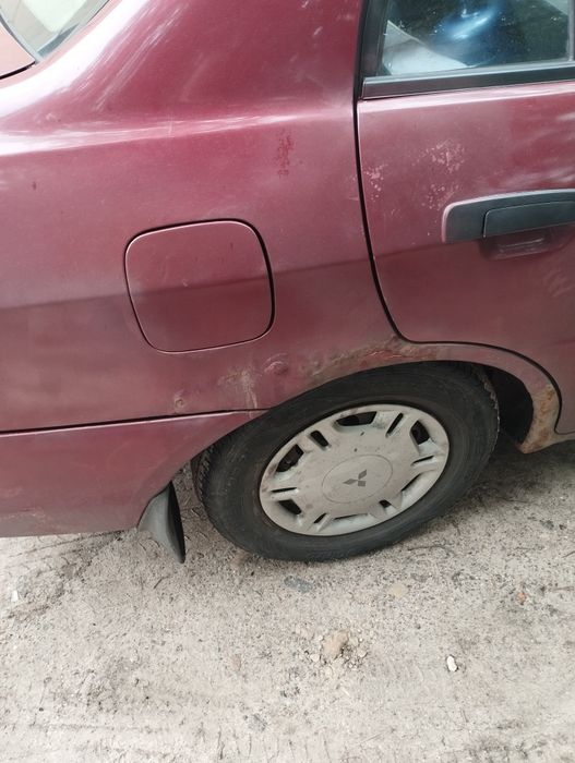 Mitsubishi lancer