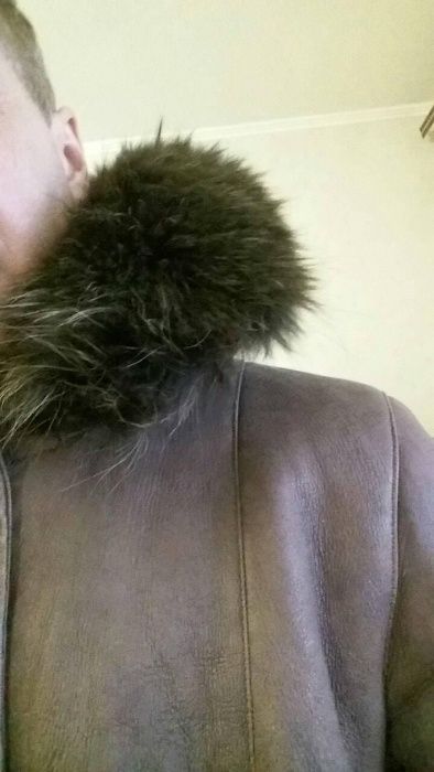 Дублёнка женская Турция тёплая, 48 размер объём груди 126см.