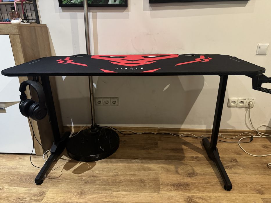 Biurko gamingowe Diablo Chairs X-Mate