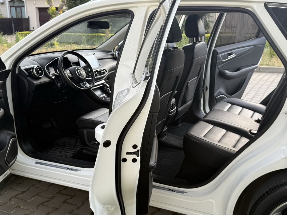 MG HS 2021г 1.5 бензин автомат