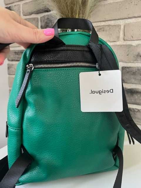 Mały piękny plecak Desigual zielony NOWY skóra ekologiczna