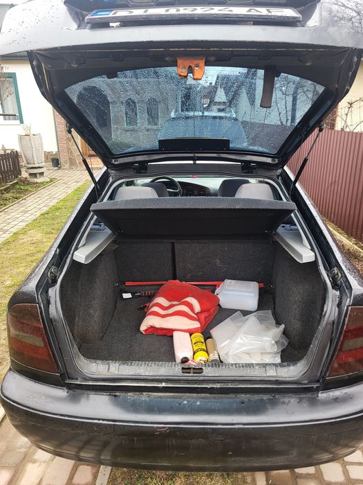Skoda Octavia tour 1.6 МРІ