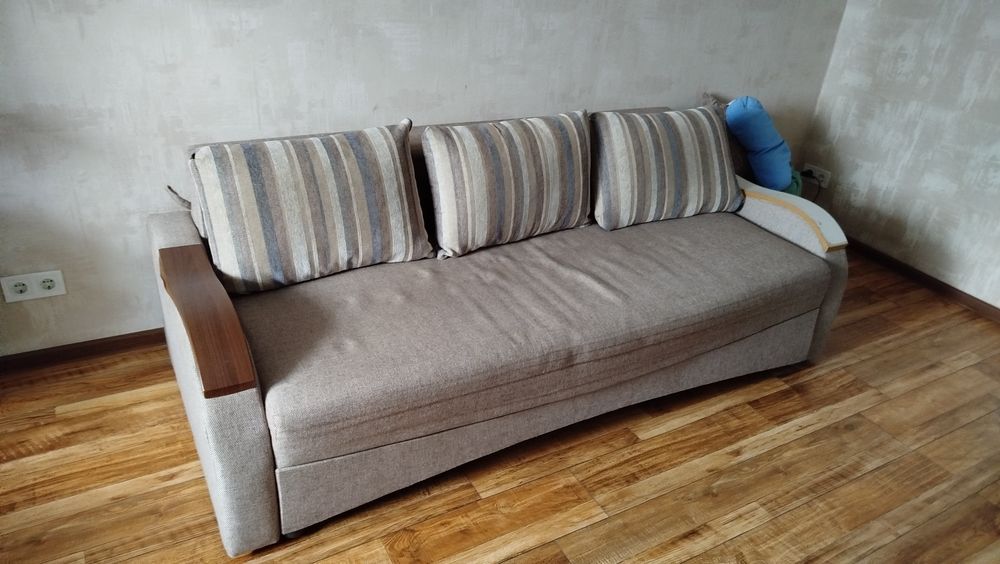 Продам Диван б/у Ингульский р-н Николаева