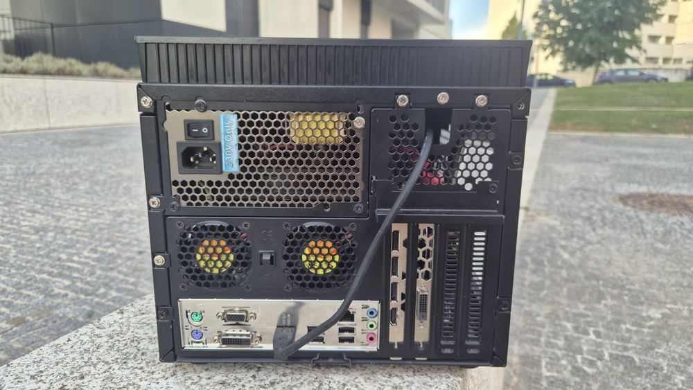 Desktop PC gaming i5 16Gb Ram gráfica RX570 8GB computador