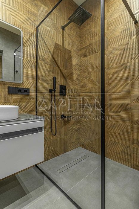 Продаж будинку в закритому котеджному містечку, Лісники.