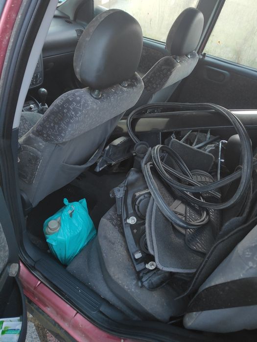 Opel corsa b 1.2 gasolina