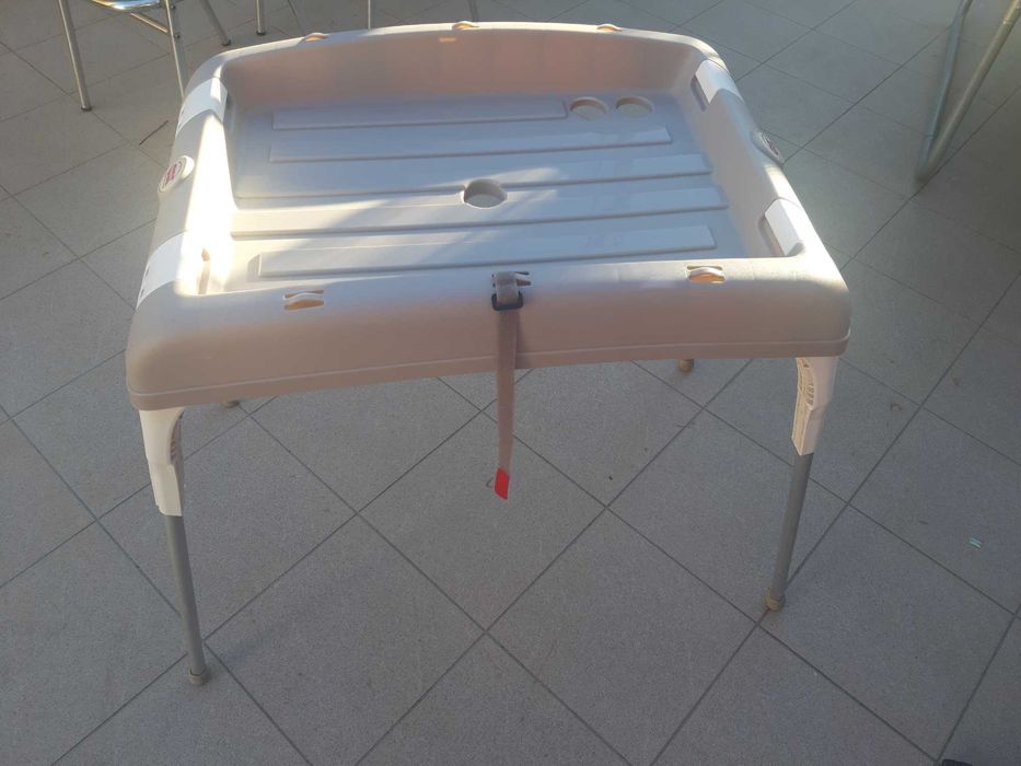 Suporte para banheira / muda fralda