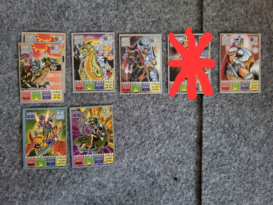 Colecções/cartas tazos e autocolantes