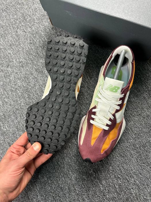 Кроссовки NEW BALANCE 327 оригинал Размер 42.5
