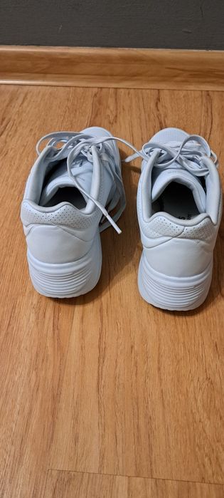 Sketchers 37 stan idealny