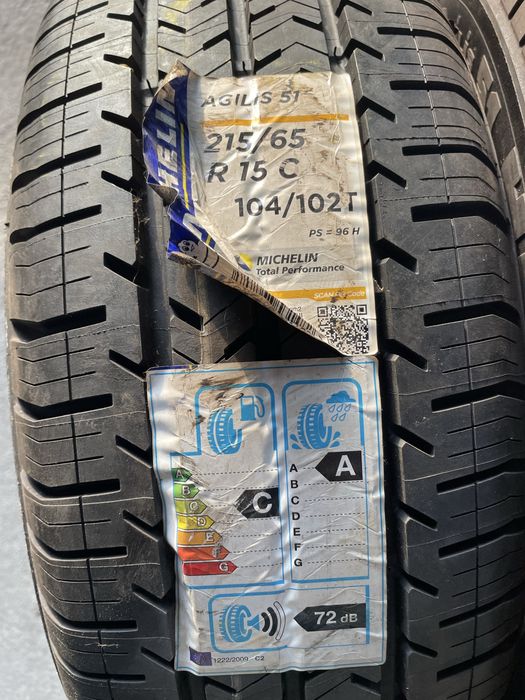 215/65r15C  Michelin Aglis 51 104/102T
