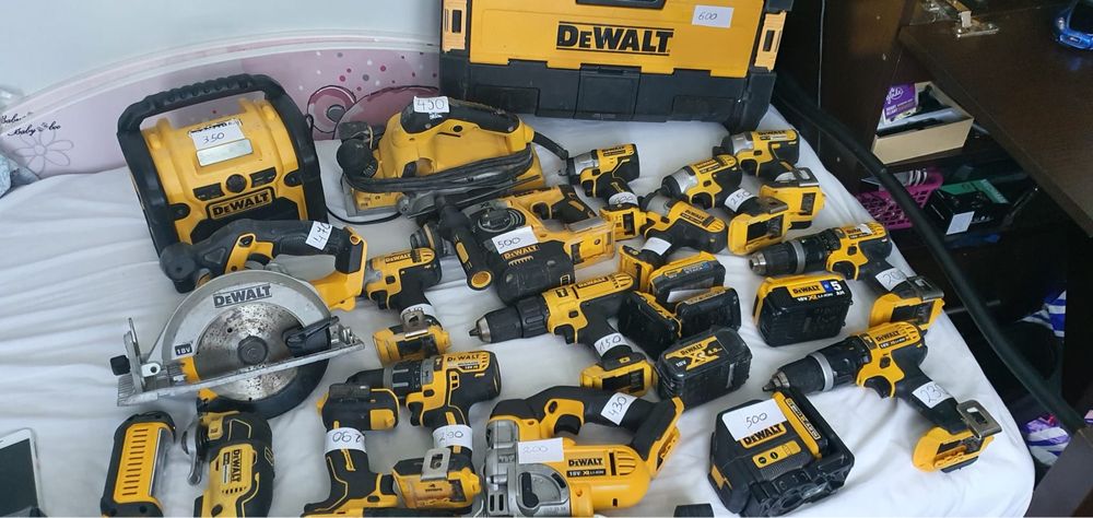 DeWALT Milwaukee 10.8 , 18v