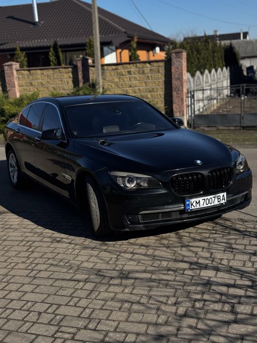 BMW 7 F01 2012р.