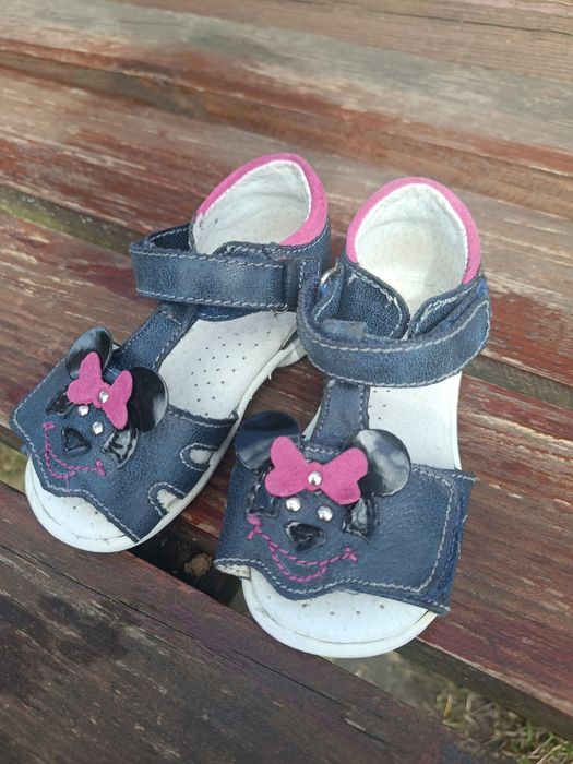 Босоніжки дитячі р.22