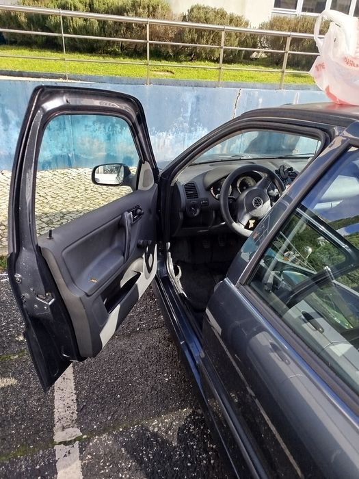 Polo 2000 motor 1.0  5 portas