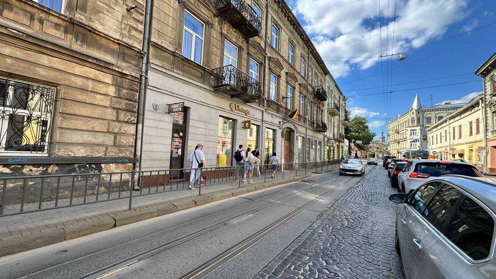 Оренда нежитлового приміщення м. Львів вул. І.Франка 14.Площа: 64 м²