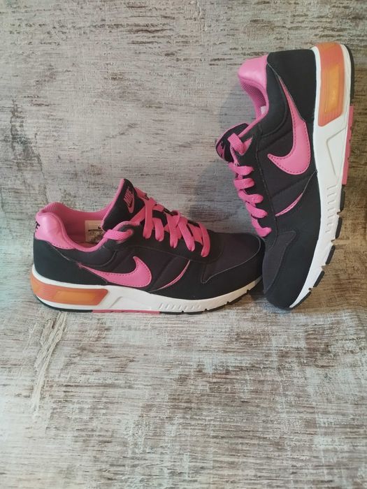 Nike,wysylka gratis.