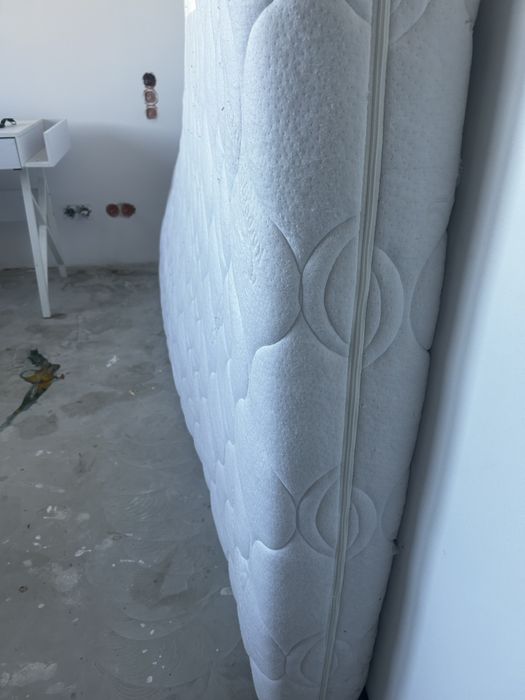 Materac poankowy 180x200