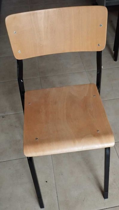 krzesła szkolne nowe