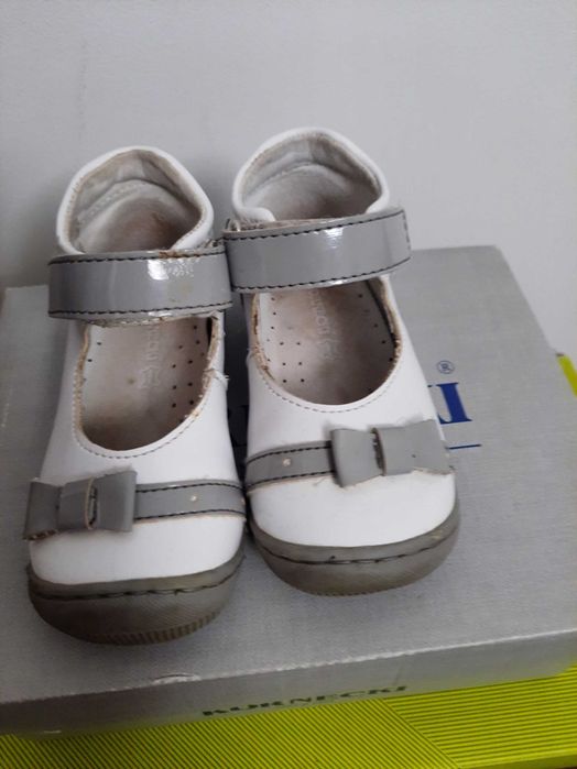 Buty Kornecki dla dziewczynki numer 21