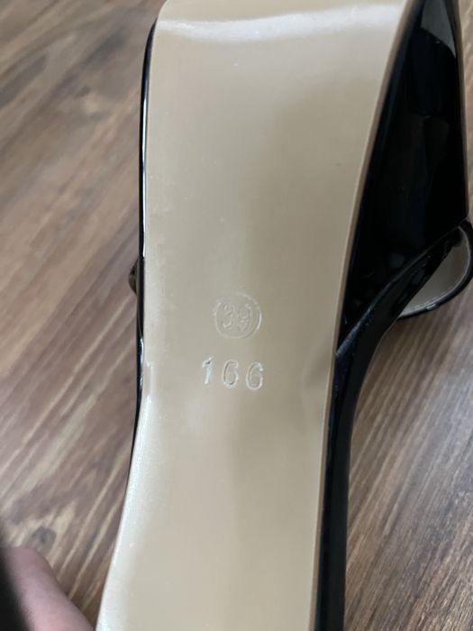 Czarne szpilki obcasy 39