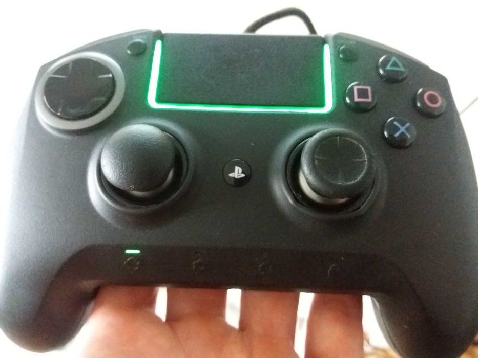 Pad Razer Raiju Ultimate PS4 PC uszkodzony