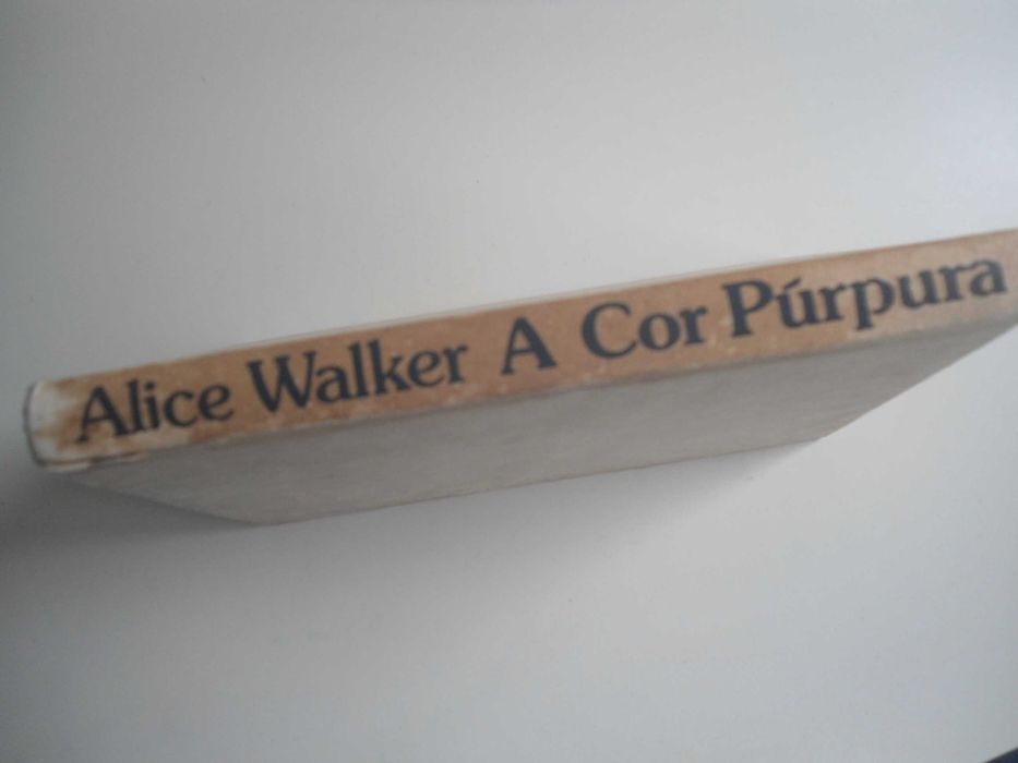 A Cor Púrpura por Alice Walker
