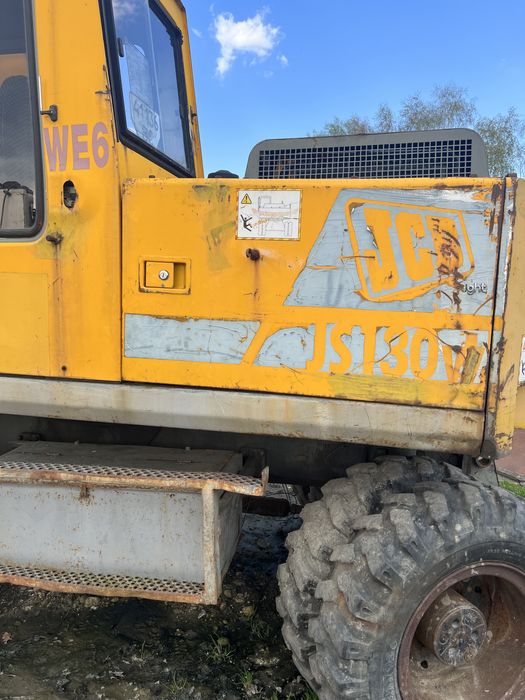 JCB єкскаватор колісний       Оборотний