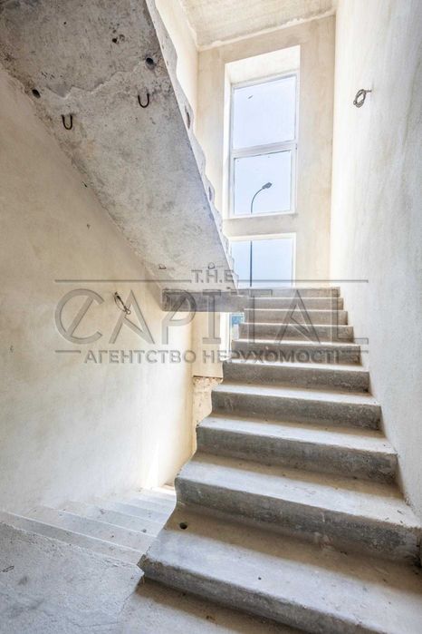 Продаж будинку , Троєщина, Деснянський р-н, КМ закритого типу