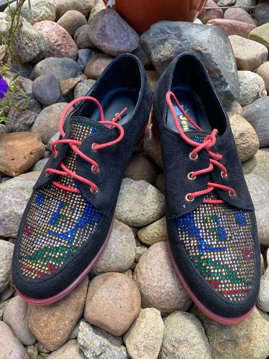 Buty z kryształkami