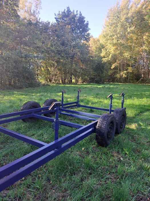Przyczepa wózek do łodzi motorowej