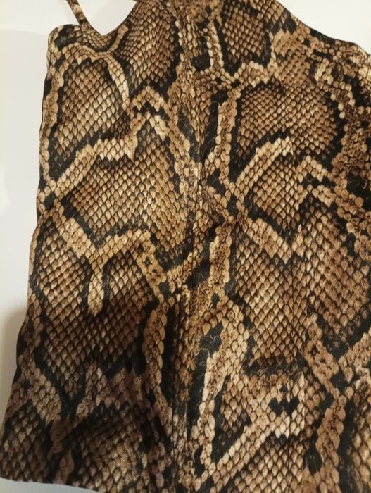 Top a imitar a pele de cobra ,sem marca, tamanho L