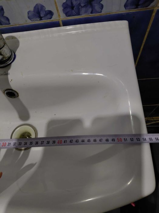 Умивальник у ванну