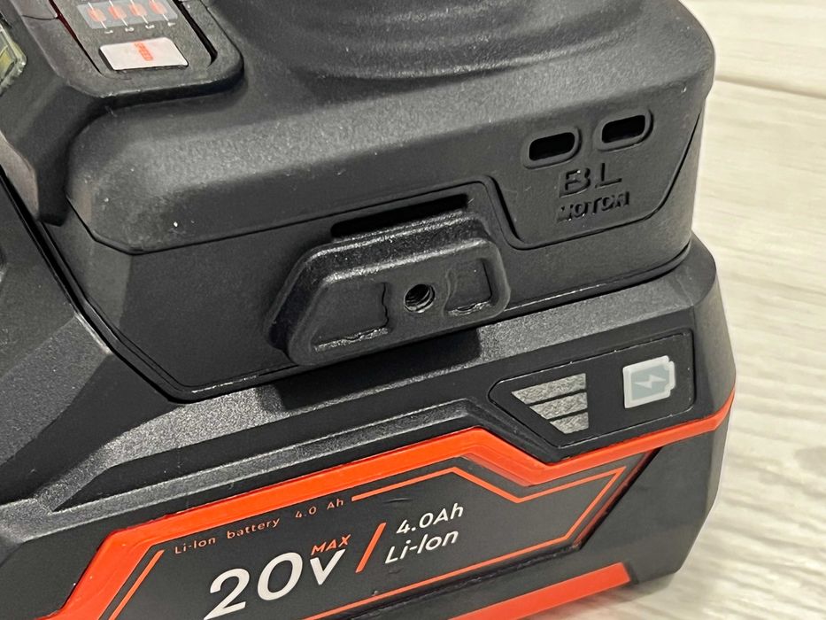 Магнітний тримач біт для інструменту Dnipro-M DTD-201BC Бітотримач