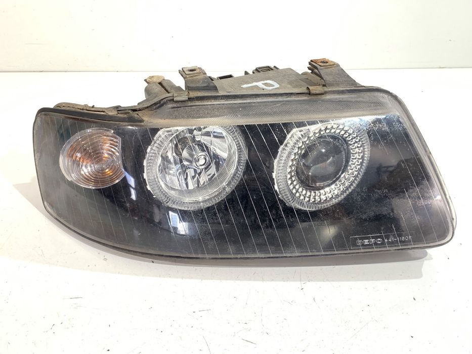 REFLEKTORY PRAWY LEWY KOMPLET RINGI AUDI A3 8L 08-441-1160L 96-06