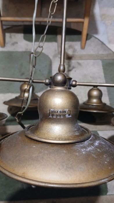 Продам  люстры  красивые