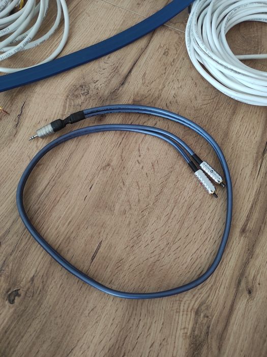 WireWorld Luna 6 Jack 3,5mm na 2 RCA 1m