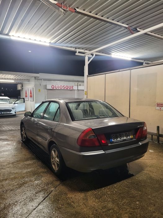 Mitsubishi lancer glx