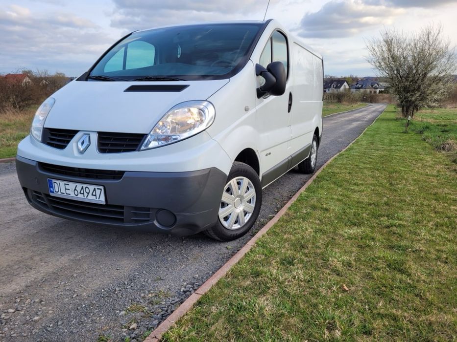 Renault Trafic 2.0 CDTI 2014r. lift,nawigacja,klima,hak, parktronic