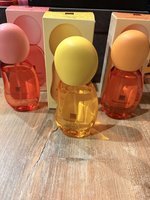 Avon mgielka do ciala Herwisdom 100 ml