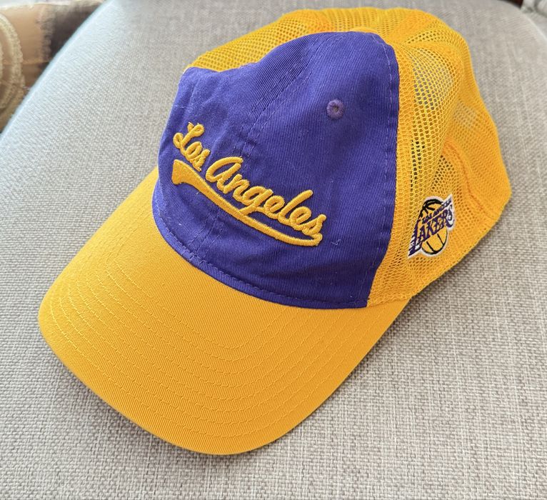 Czapka z daszkiem Adidas Los Angeles Lakers NBA retro vintage lata 90