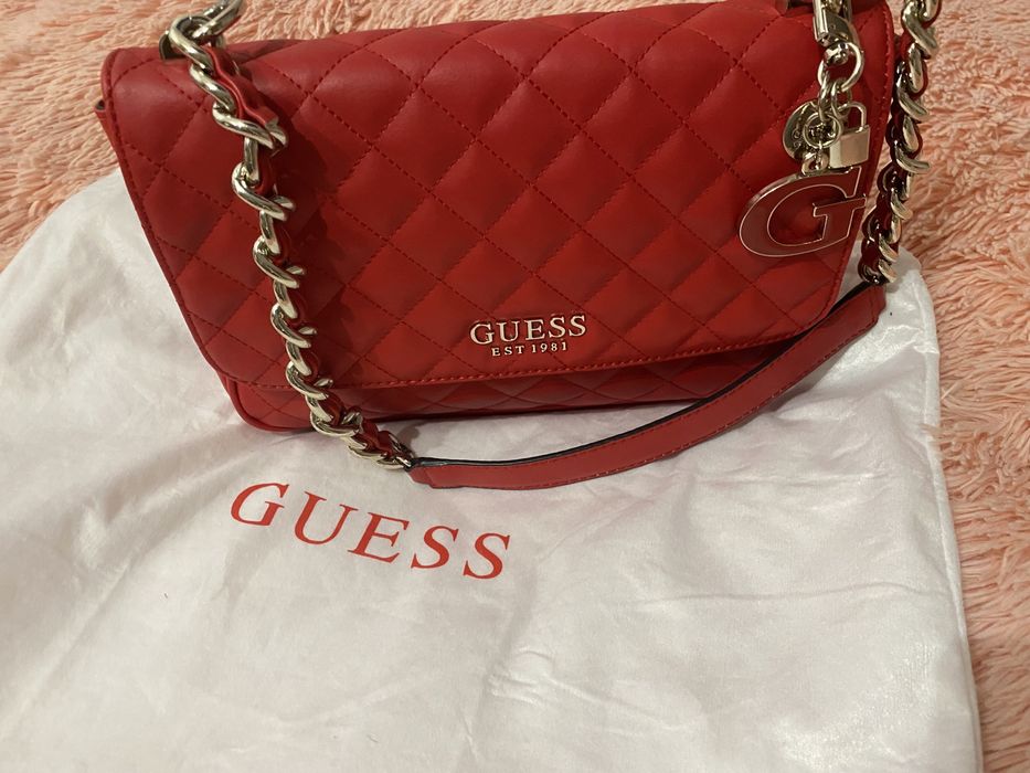 Torebka Guess  breloczki