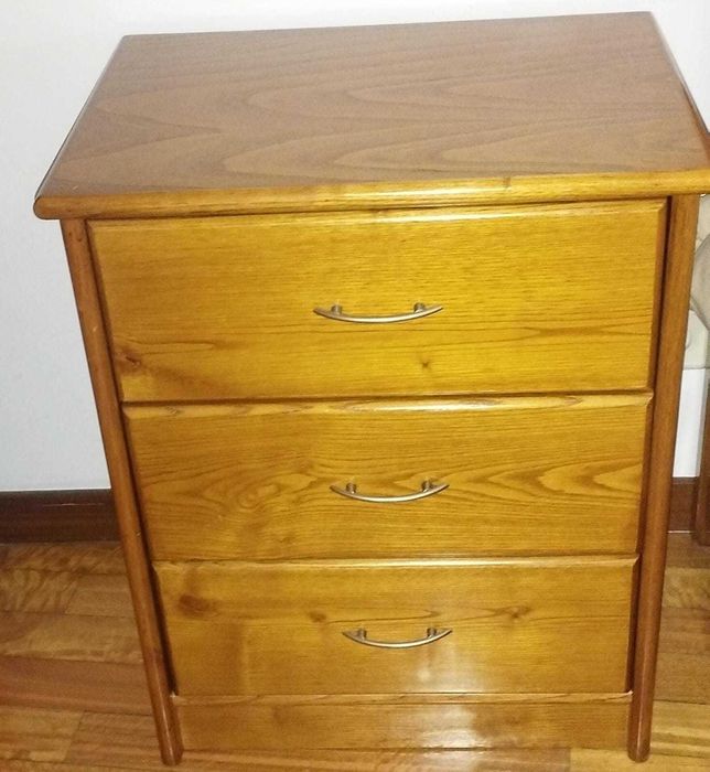 Conjunto mobília de quarto madeira castanho