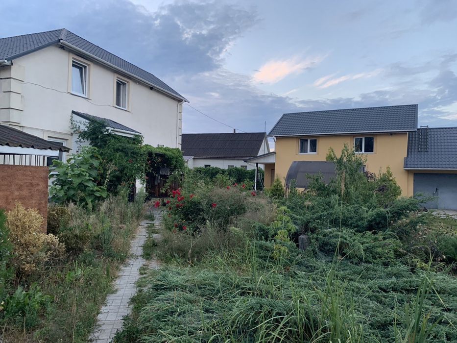 Продаж!!!Будинки на 40 сот. в м.Остер.До Десни 100м.