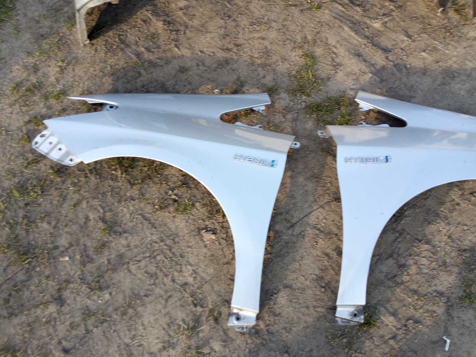 TOYOTA PRIUS III 09-11 zderzak przód MASKA BŁOTNIKI kolor 1F7